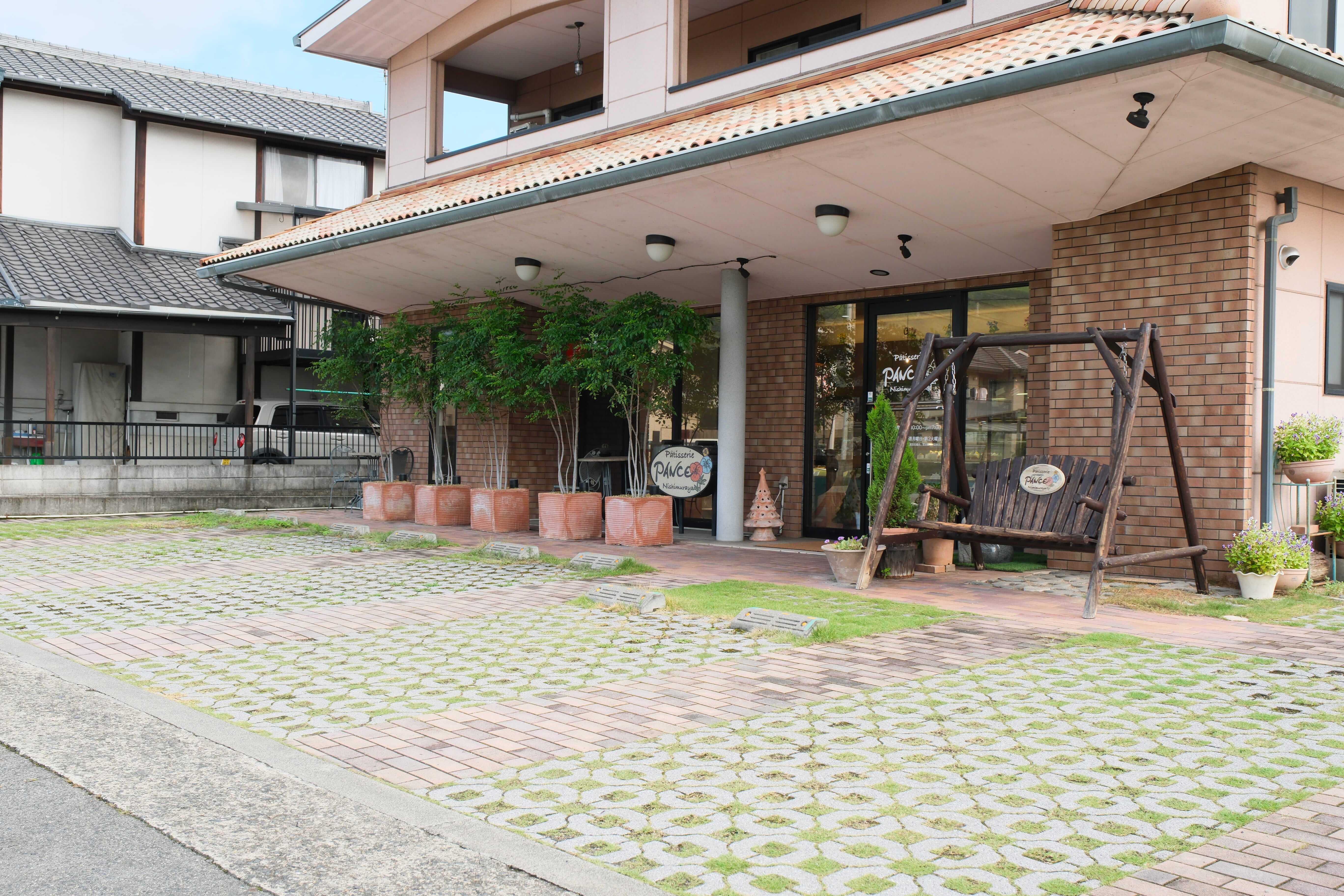 店舗のご紹介(駐車場など)